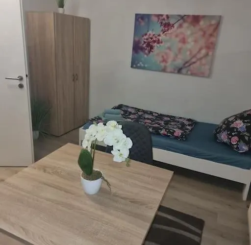 Monteurwohnung In - Kamp 13 - Egl 马尔